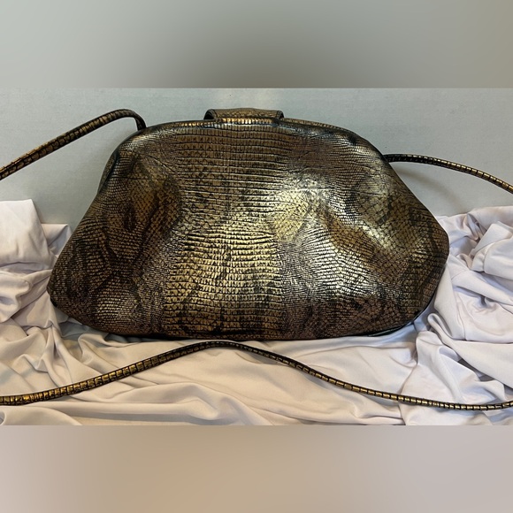 Vintage Metallic Faux Snakeskin Clutch/Shoulder purse - Picture 5 of 13